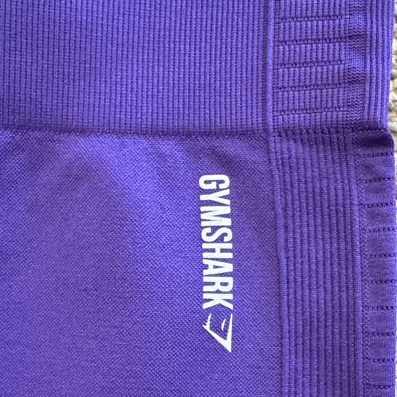 Gymshark Women's Purple Leggings - Picture 2 of 7